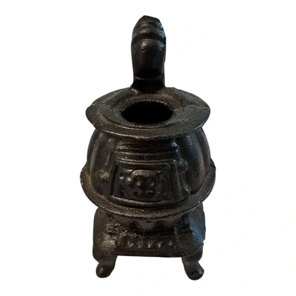 vintage mini cast iron stove Black Dollhouse Miniature - Picture 1 of 6